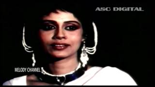 Poster kisi surat bhi nind aati nahi