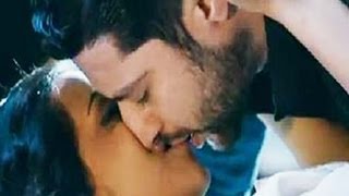 Poster majboor tu bhi kahin