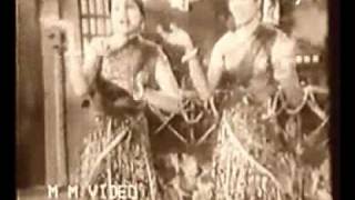 Poster hamare angana lyrics – amirbai karnataki