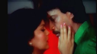 Poster mehndi lagegi haathon me