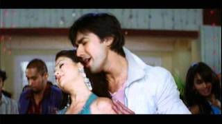 Poster dekha tujhe sau martaba