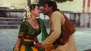 Poster koi phool kahin na khila